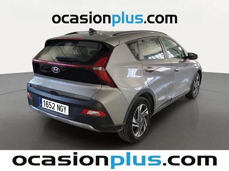 Usado Hyundai Bayon 84 CV (61 kW) 2022 Gris / plata SUV