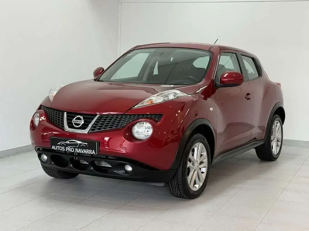 Usado Nissan Juke Acenta 110 CV (80 kW) 2013 Granate SUV