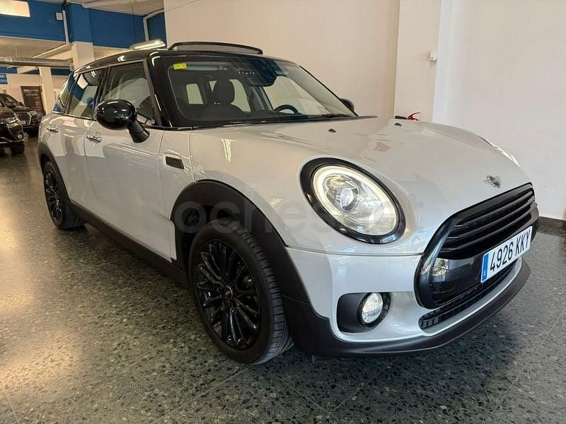 Usado Mini Cooper D Clubman 150 CV (110 kW) 2018 Gris / plata Familiar