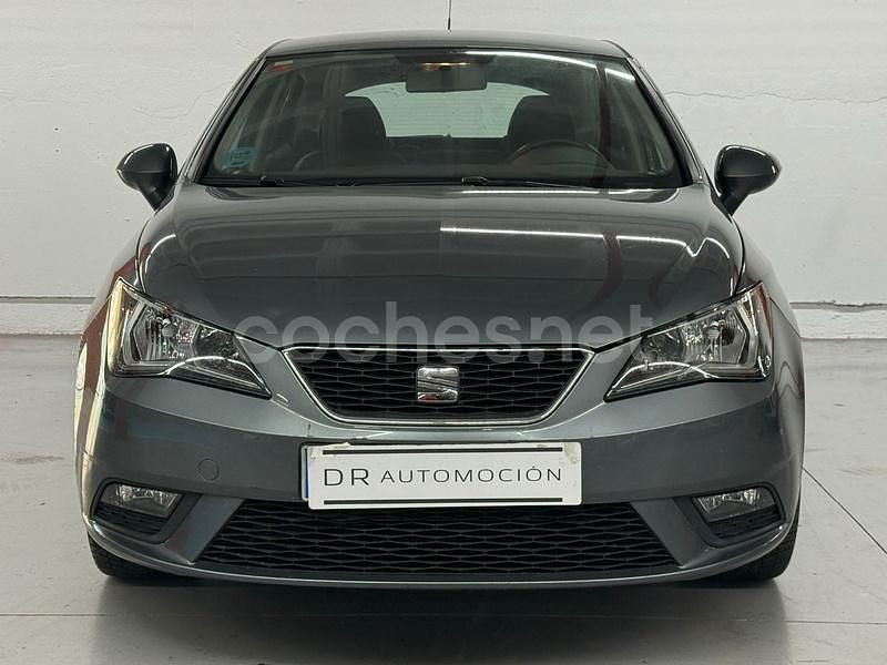 Usado Seat Ibiza CONNECT 90 CV (66 kW) 2017 Gris / plata Berlina