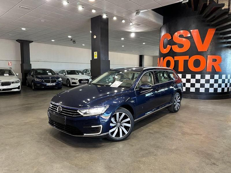 Usado VW Passat GTE 219 CV (161 kW) 2017 Azul Familiar