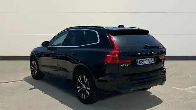 Usado Volvo XC60 Momentum 197 CV (144 kW) 2022 Negro SUV