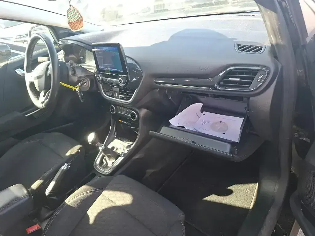 Usado Ford Puma Titanium 125 CV (91 kW) 2022 Negro SUV