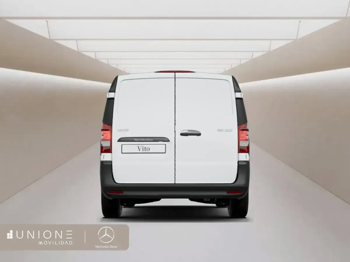 Usado Mercedes Vito 102 CV (75 kW) 2025 Blanco Van