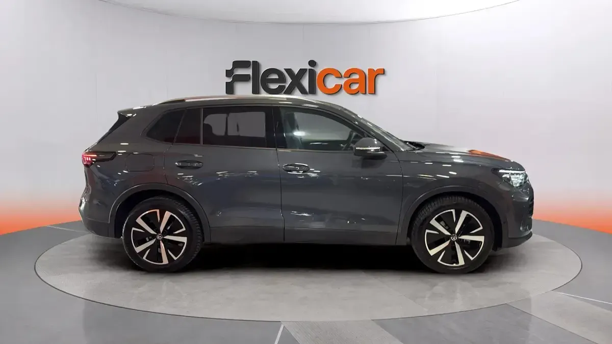 Usado VW Tiguan 150 CV (110 kW) 2024 Gris SUV