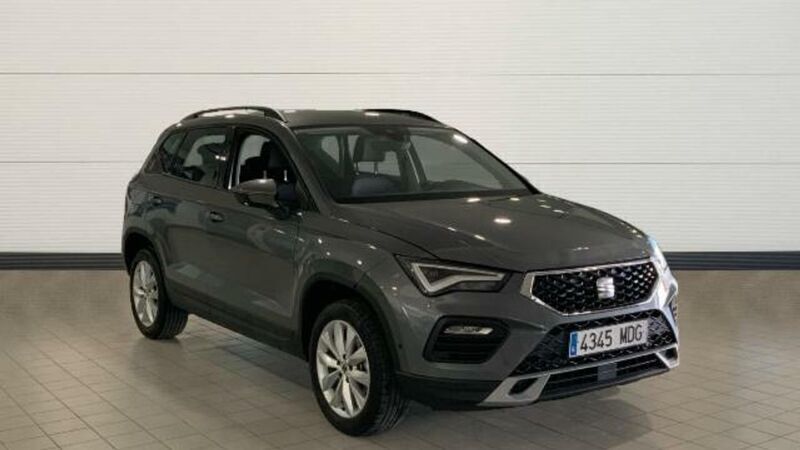 Gris Usado 2023 Seat Ateca Style SUV | 22.000 € (Un poco caro) - Imagen 1/4