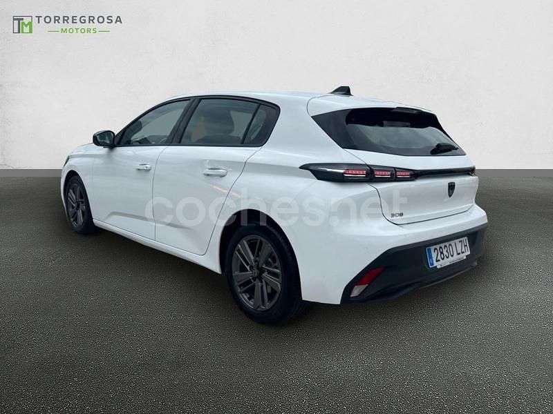 Usado Peugeot 308 Active 130 CV (95 kW) 2022 Blanco Berlina