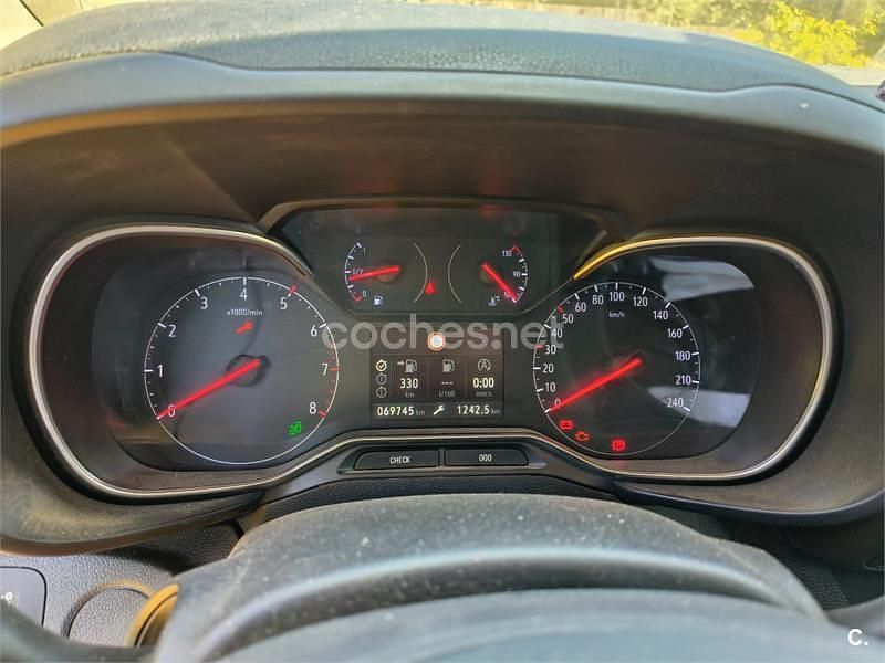 Usado Opel Combo Life Selective 102 CV (75 kW) 2020 Gris / plata Monovolumen