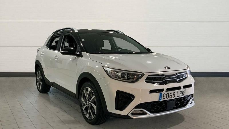 Blanco Usado 2021 Kia Stonic GT-Line SUV | 19.900 € (Caro) - Imagen 1/1