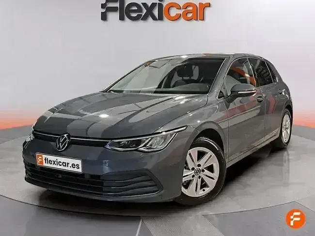 Usado VW Golf VIII Life 131 CV (96 kW) 2021 Gris