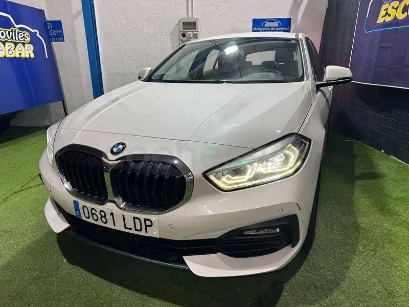 Usado BMW 116 116 CV (85 kW) 2019 Blanco Utilitario