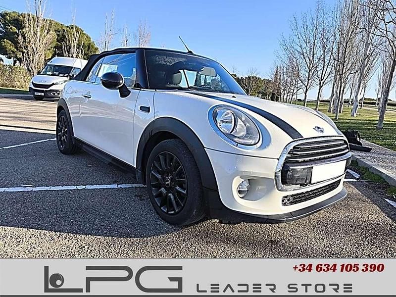 Usado Mini Cooper Cabriolet 136 CV (100 kW) 2018 Beige Descapotable