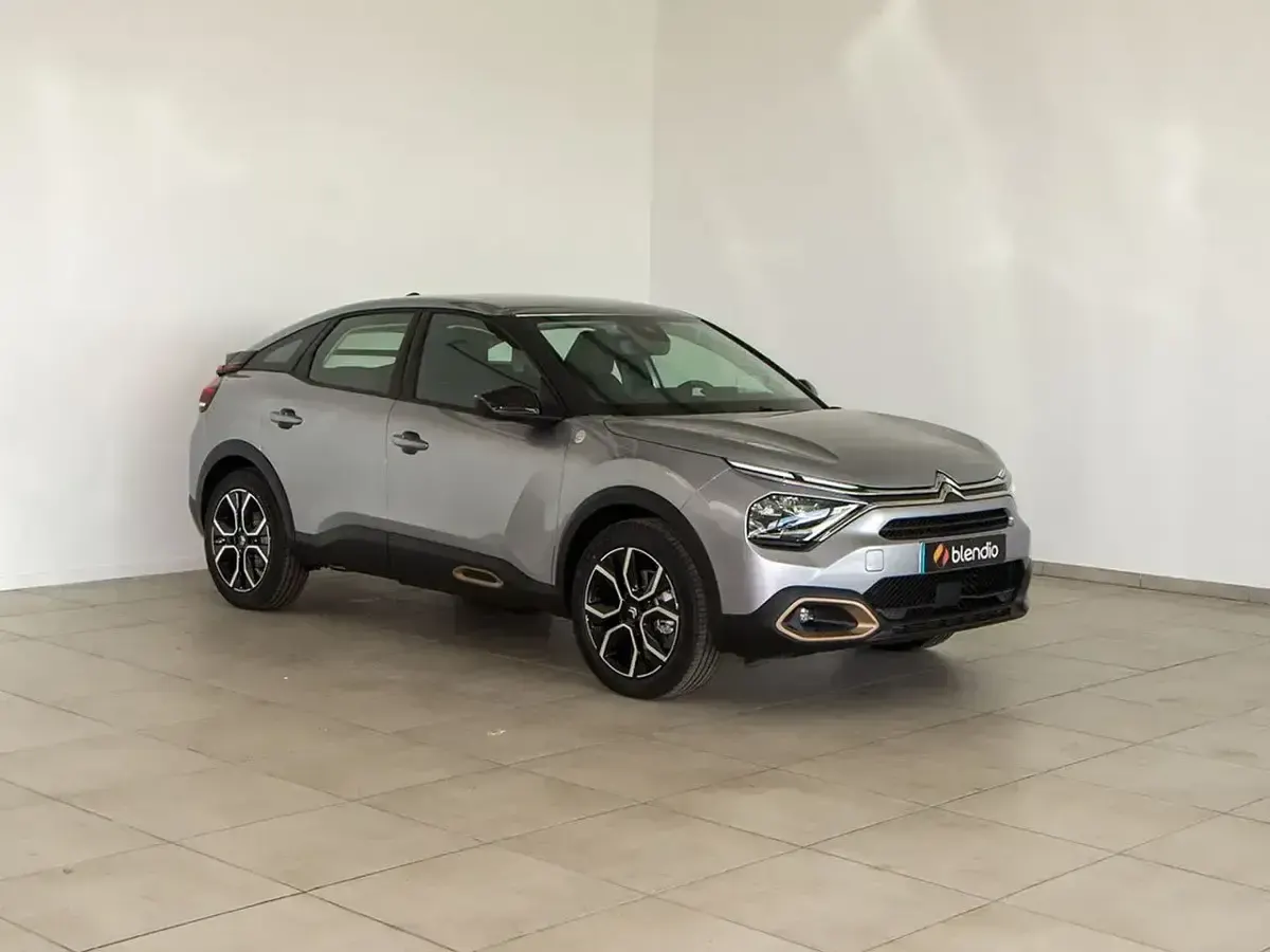 Usado Citroën e-C4 Shine 114 kW (156 CV) 2023 Gris Utilitario