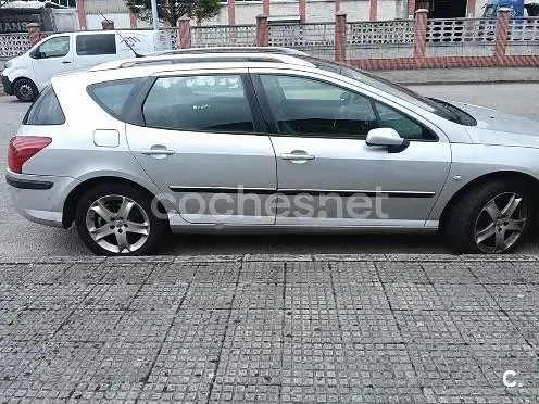 Usado Peugeot 407 Sport 136 CV (100 kW) 2005 Blanco Familiar