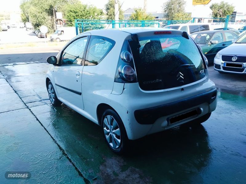 Usado Citroën C1 68 CV (50 kW) 2010 Blanco Utilitario