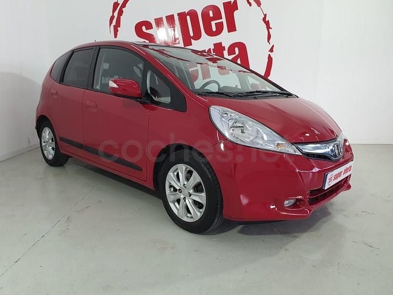 Usado Honda Jazz Elegance 98 CV (72 kW) 2011 Rojo Utilitario