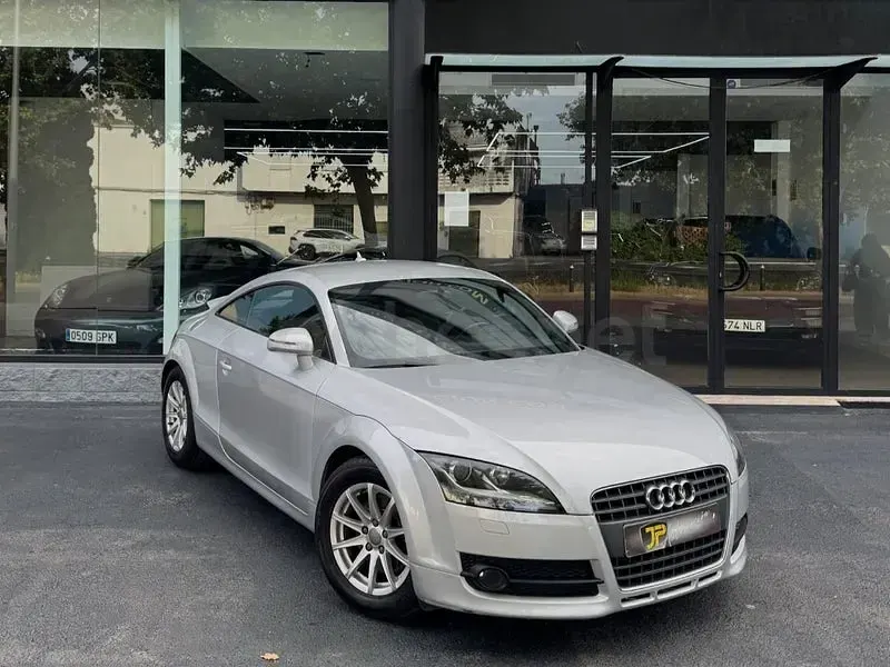 Usado Audi TT 200 CV (147 kW) 2010 Gris / plata Coupe