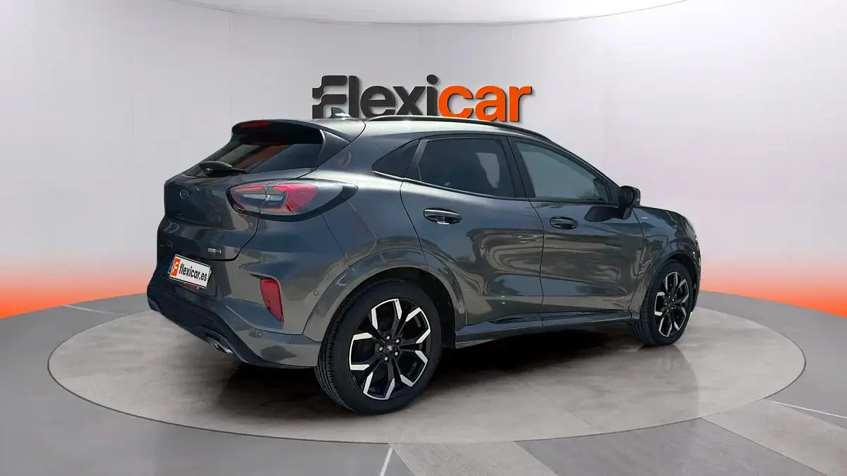 Usado Ford Puma ST-Line X 125 CV (91 kW) 2023 Gris SUV