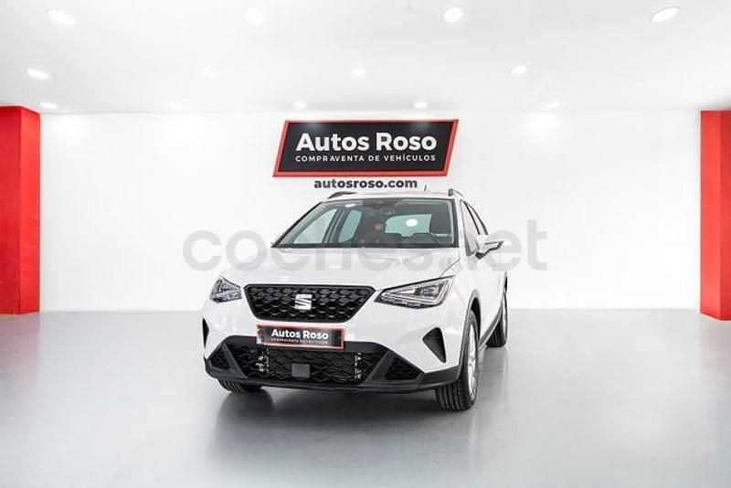 Usado Seat Arona Style 110 CV (80 kW) 2023 Blanco SUV
