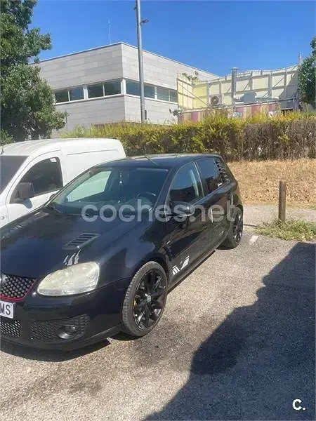 Usado VW Golf V 105 CV (77 kW) 2007 Negro Berlina
