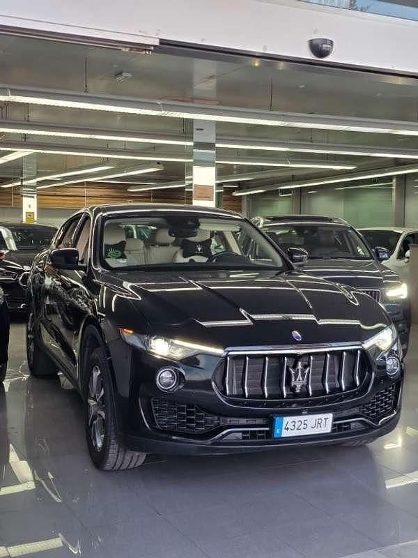 Usado Maserati Levante 275 CV (202 kW) 2016 Azul SUV