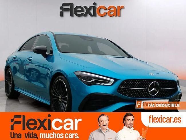 Azul Usado 2025 Mercedes CLA220 Berlina | 42.990 € (Un poco caro) - Imagen 1/4