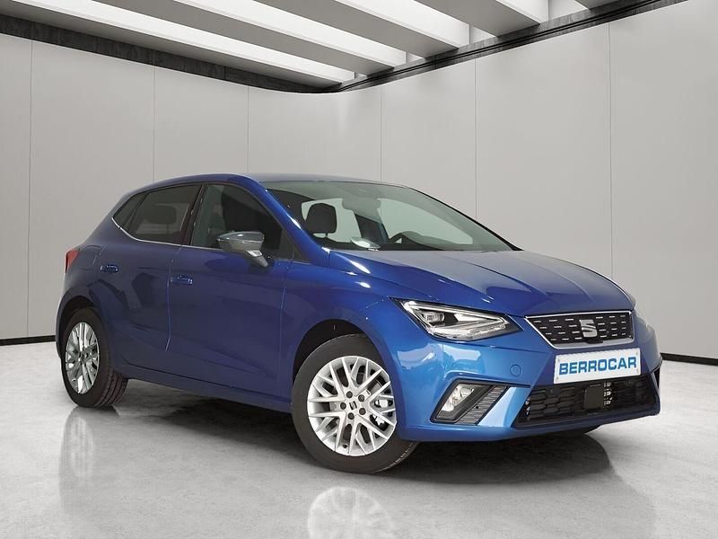 Azul Usado 2024 Seat Ibiza Berlina | 18.600 € (Precio justo) - Imagen 1/4