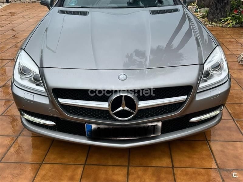 Usado Mercedes SLK250 204 CV (150 kW) 2012 Gris / plata Descapotable