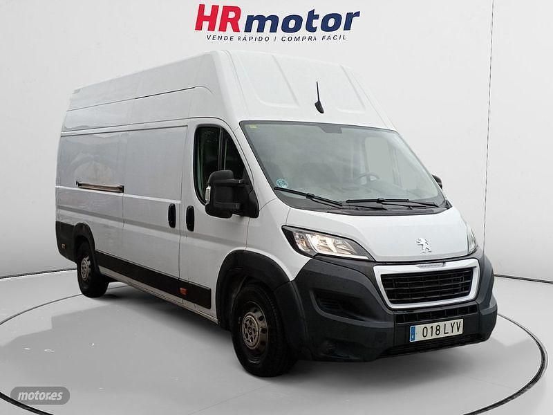 Blanco Usado 2022 Peugeot Boxer S Van | 19.990 € - Imagen 1/4