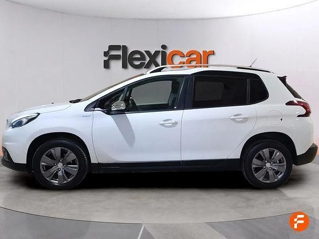 Usado Peugeot 2008 Signature Sky 100 CV (73 kW) 2019 Blanco SUV