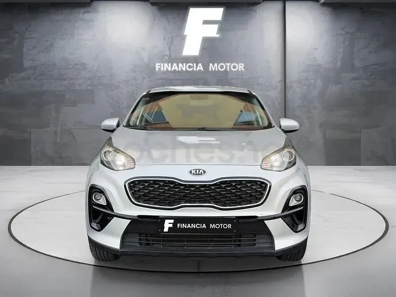 Usado Kia Sportage 132 CV (97 kW) 2019 Gris / plata SUV