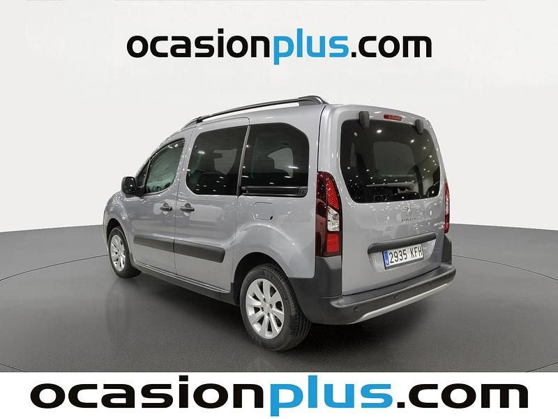 Usado Peugeot Partner Outdoor 100 CV (73 kW) 2017 Gris Monovolumen