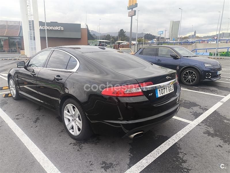 Usado Jaguar XF Premium Luxury 238 CV (175 kW) 2008 Negro Berlina