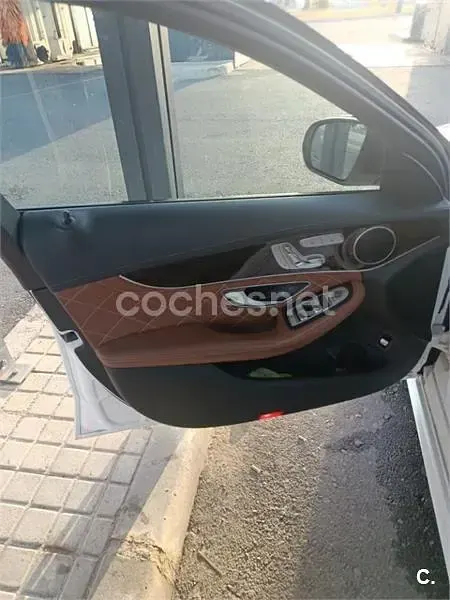 Usado Mercedes C43 AMG 367 CV (269 kW) 2016 Blanco Familiar