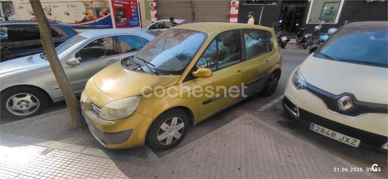 Amarillo Usado 2003 Renault Scénic Privilege Monovolumen | 600 € (Super precio) - Imagen 1/4