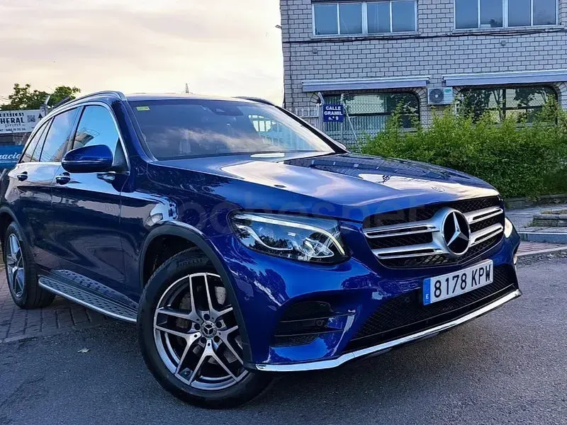 Usado Mercedes GLC250 211 CV (155 kW) 2018 Azul SUV