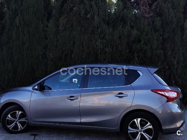 Usado Nissan Pulsar Acenta 115 CV (84 kW) 2015 Gris / plata Utilitario
