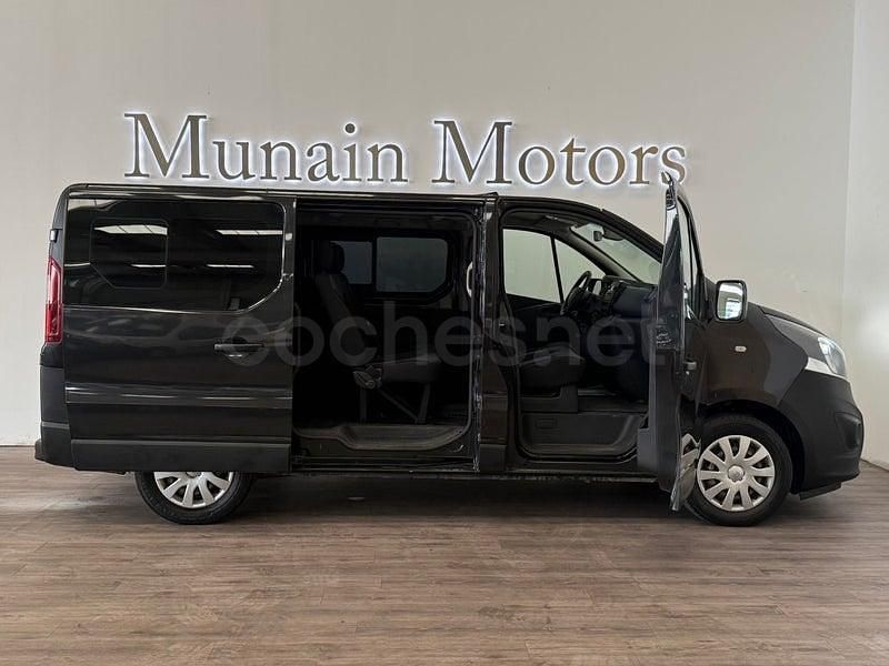 Usado Opel Vivaro 145 CV (106 kW) 2018 Negro Monovolumen