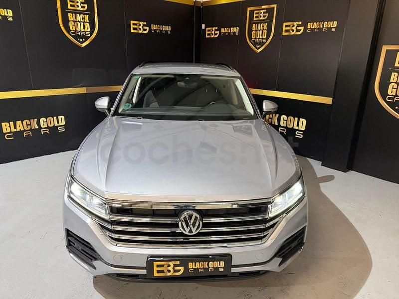 Usado VW Touareg Pure 231 CV (169 kW) 2019 Gris / plata SUV