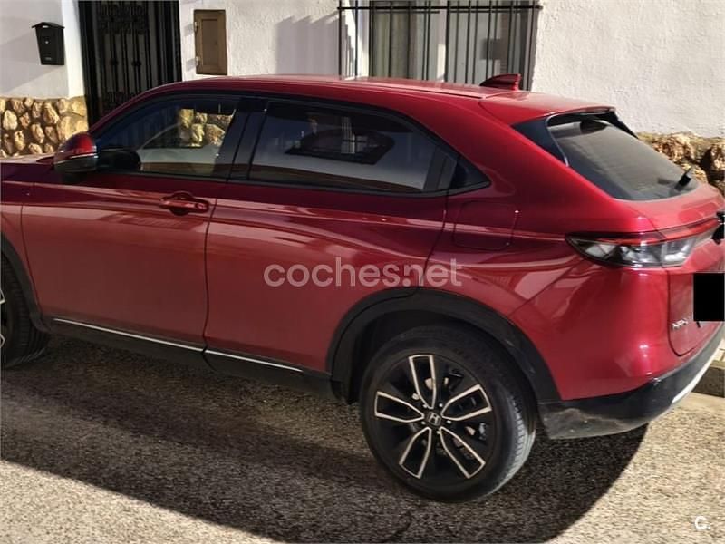 Usado Honda HR-V Elegance 131 CV (96 kW) 2022 Granate SUV
