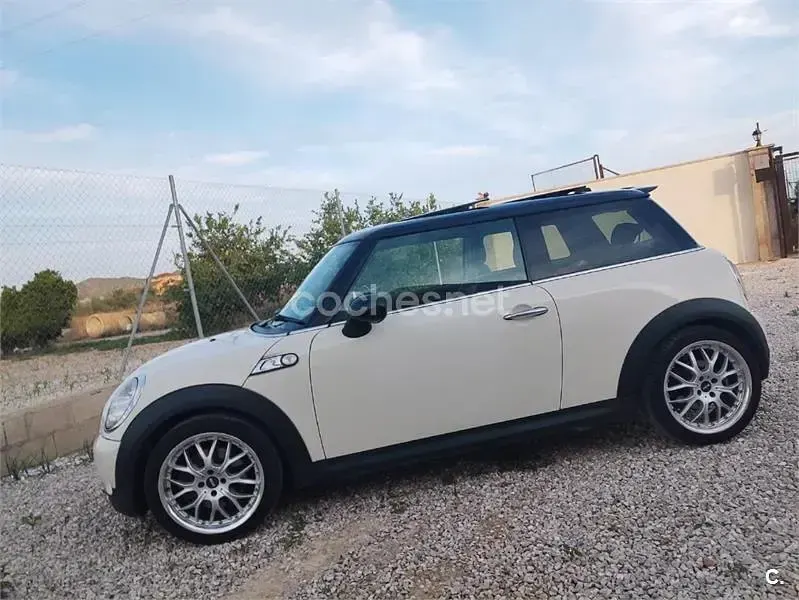 Usado Mini Cooper S 175 CV (128 kW) 2008 Beige Utilitario