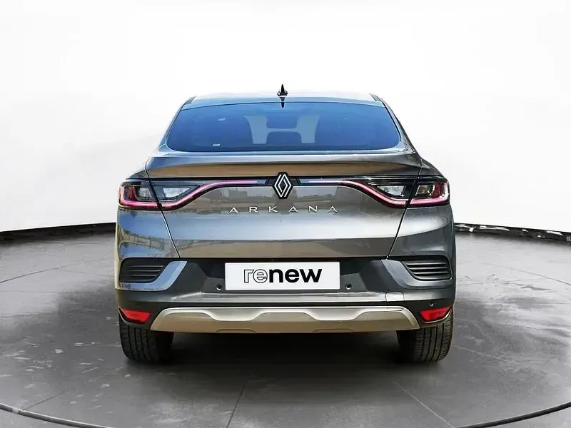 Usado Renault Arkana Techno 140 CV (102 kW) 2025 Gris SUV