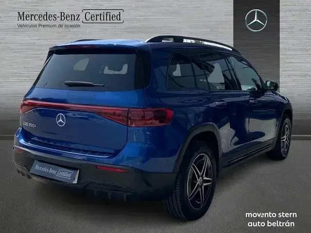 Usado Mercedes EQB250 139 kW (190 CV) 2025 Azul espectra