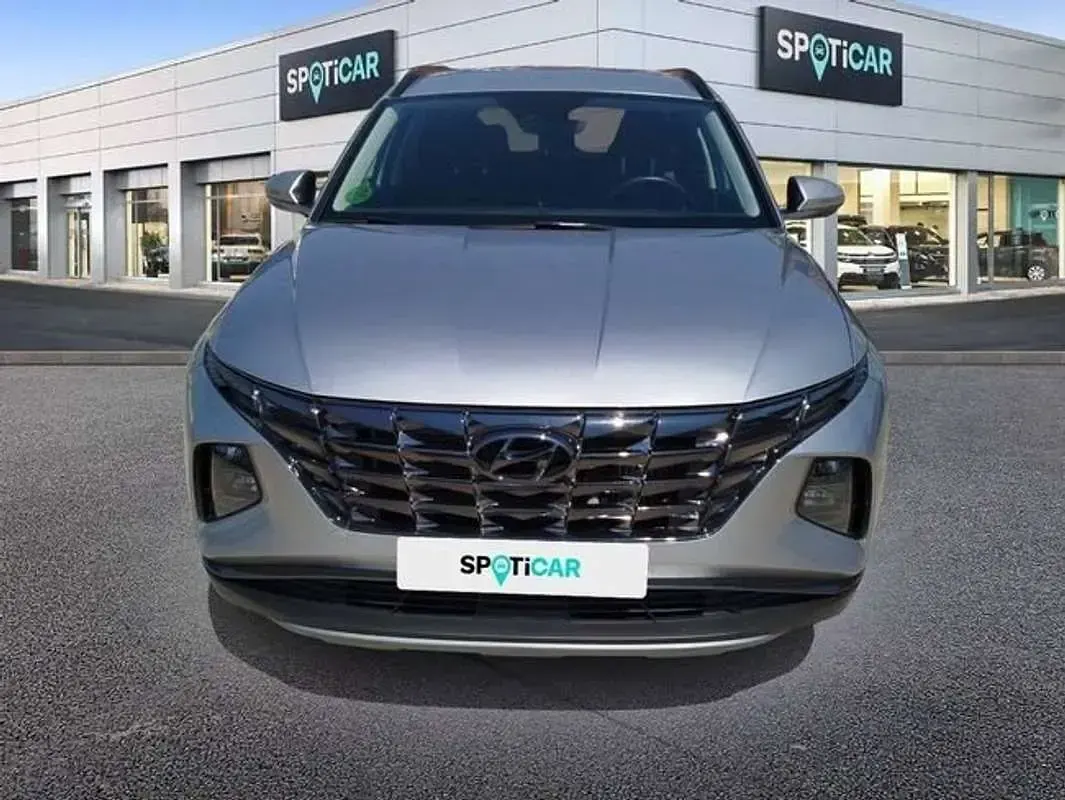 Usado Hyundai Tucson 150 CV (110 kW) 2024 Gris SUV