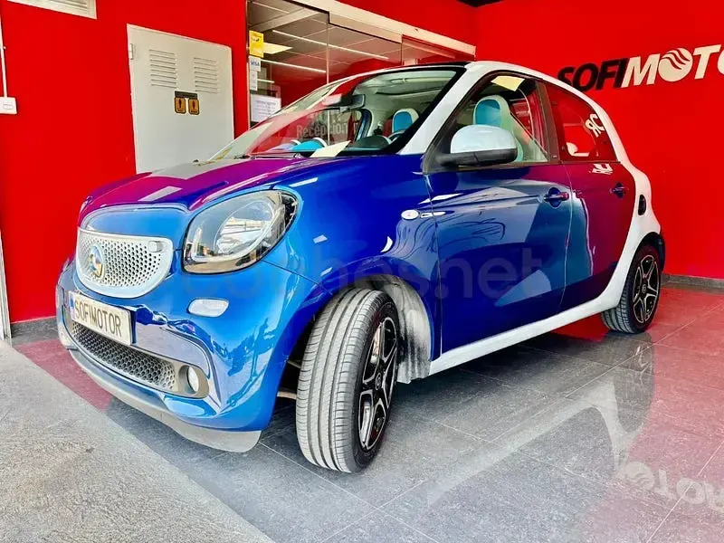 Usado Smart ForFour Prime 71 CV (52 kW) 2015 Azul Utilitario