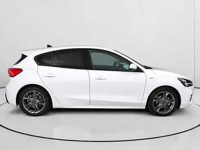 Usado Ford Focus ST-Line 125 CV (91 kW) 2020 Blanco