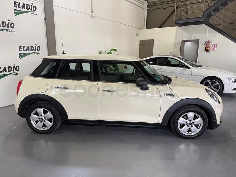 Usado Mini Cooper D 116 CV (85 kW) 2017 Beige Utilitario