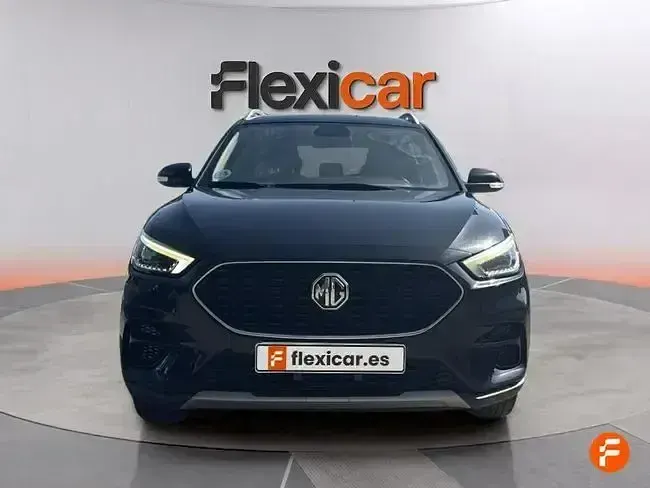 Usado MG ZS Comfort 106 CV (77 kW) 2022 Negro SUV