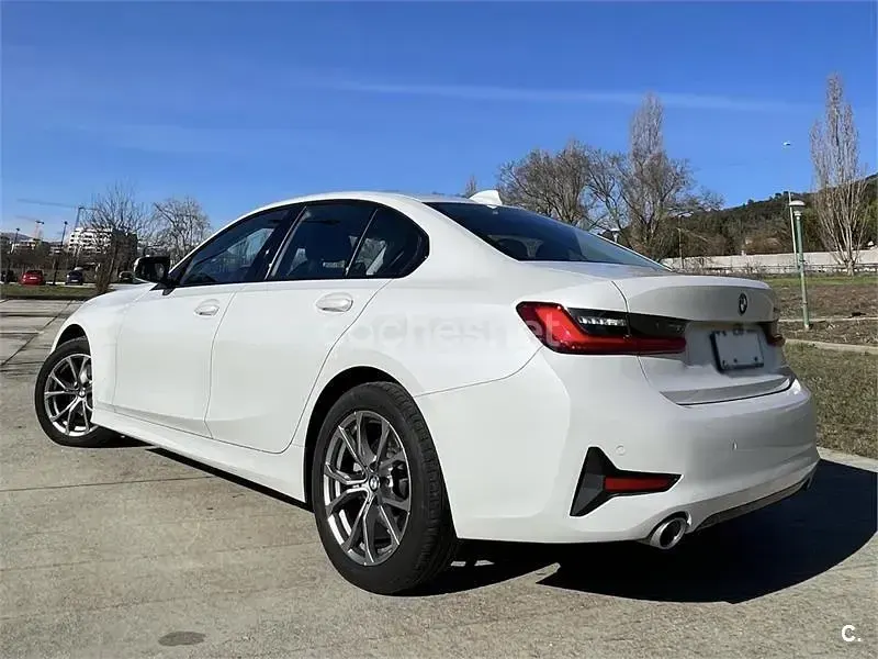 Usado BMW 320 Comfort Edition 190 CV (139 kW) 2020 Blanco Berlina