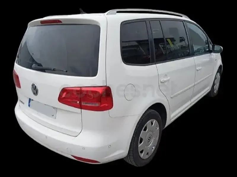 Usado VW Touran Advance 140 CV (102 kW) 2013 Blanco Monovolumen